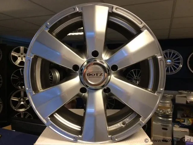 Dotz luxor aluminium velgenset - 5x139.7 8j et0 - afbeelding 2 van  2