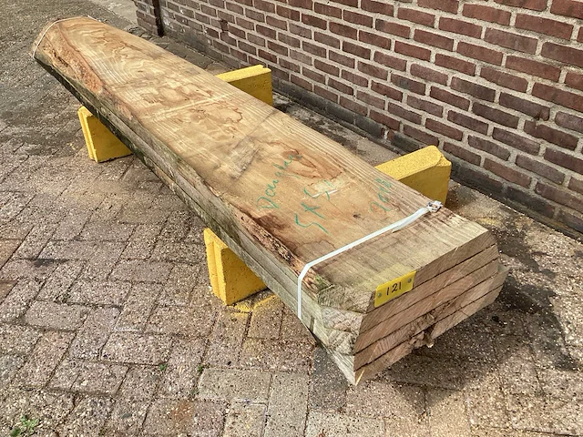 Douglas - 2018 gezaagd 270 x 500 x 2620 mm - schaaldeel (5x) - afbeelding 1 van  6