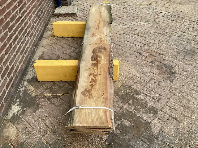 Douglas - 2019 gezaagd 130 x 430 x 3020 mm - schaaldeel (4x) - afbeelding 4 van  6