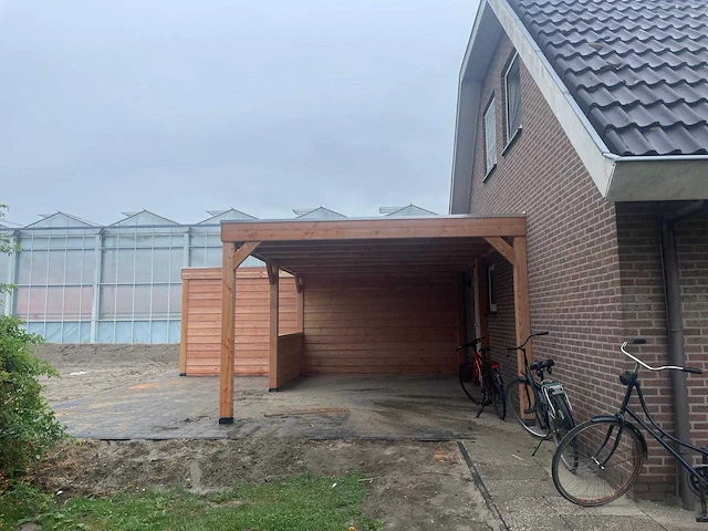 Douglas - douglas overkapping - afbeelding 1 van  5
