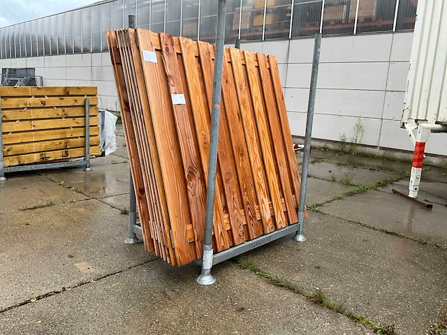 Douglas 19 planks tuinscherm (8x) - afbeelding 1 van  5