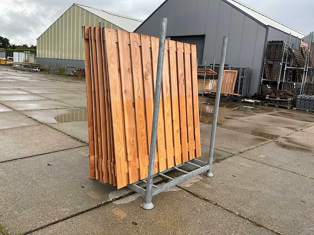 Douglas 21 planks tuinscherm (8x) - afbeelding 1 van  5