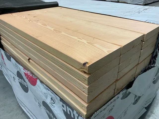 Douglas balk 38,1x235x4877mm (44x) - afbeelding 1 van  10