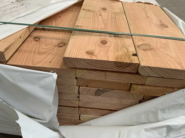 Douglas balk 38x235x4270 (59x) - afbeelding 1 van  6