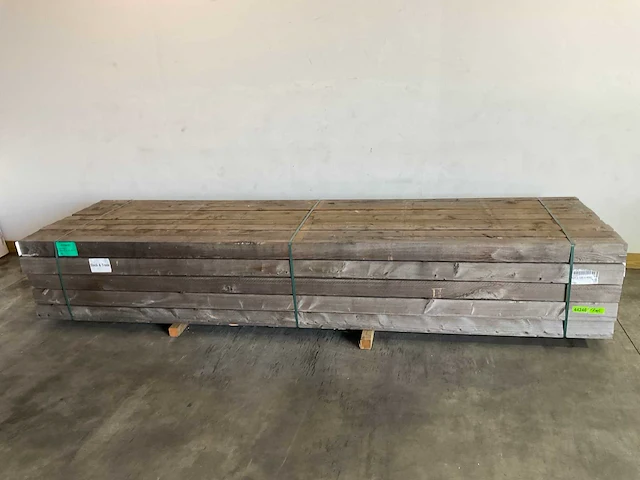 Douglas balk fijnbezaagd 400x12x12 cm (45x) - afbeelding 1 van  6