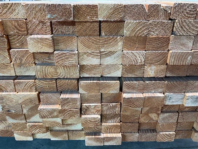 Douglas balk geschaafd 400x7x4,5 cm (128x) - afbeelding 6 van  7