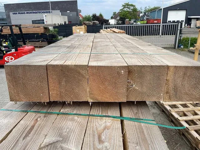 Douglas balken fijnbezaagd 200x200mm, lengte 250cm (5x) - afbeelding 3 van  3