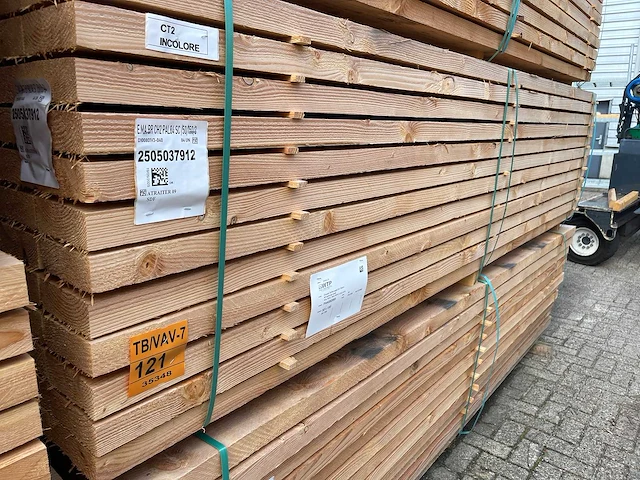 Douglas balken fijnbezaagd 3000x150x50mm (84x) - afbeelding 4 van  4