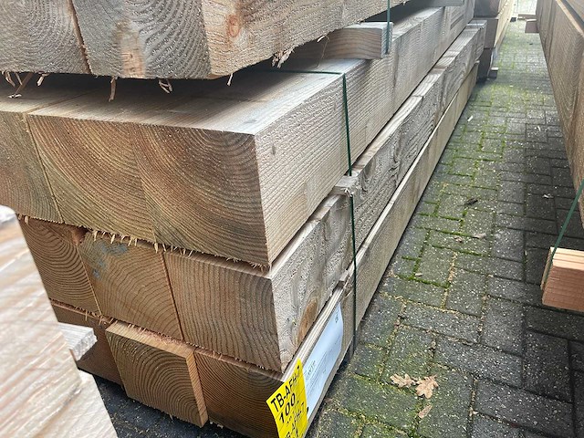 Douglas balken fijnbezaagd 3000x200x200mm (10x) - afbeelding 4 van  4