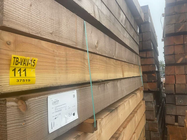 Douglas balken fijnbezaagd 3000x200x200mm (11x) - afbeelding 4 van  4