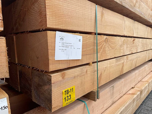 Douglas balken fijnbezaagd 3000x200x200mm (15x) - afbeelding 4 van  4