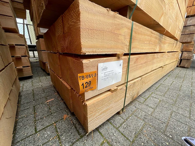 Douglas balken fijnbezaagd 3000x200x200mm (15x) - afbeelding 4 van  4