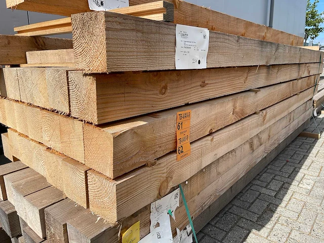 Douglas balken fijnbezaagd 4000x150x150mm (12x) - afbeelding 4 van  4