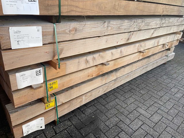 Douglas balken fijnbezaagd 4000x150x150mm (14x) - afbeelding 4 van  4