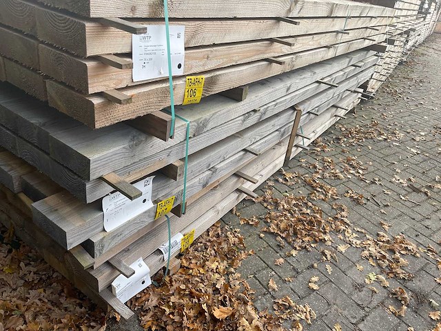 Douglas balken fijnbezaagd 4000x175x75mm (22x) - afbeelding 4 van  4