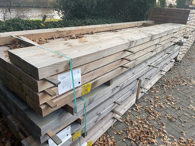 Douglas balken fijnbezaagd 4000x200x75mm (18x) - afbeelding 4 van  4