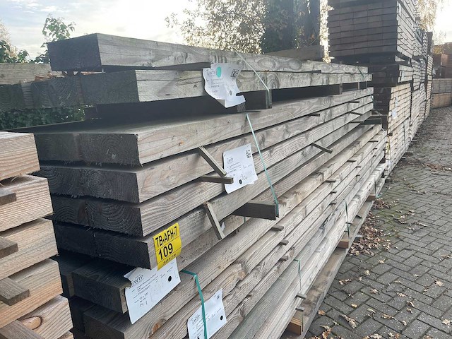 Douglas balken fijnbezaagd 4000x200x75mm (20x) - afbeelding 4 van  4