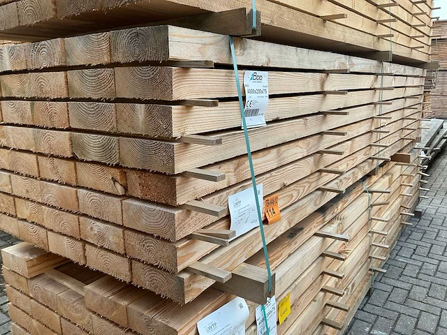 Douglas balken fijnbezaagd 4000x200x75mm (40x) - afbeelding 4 van  4