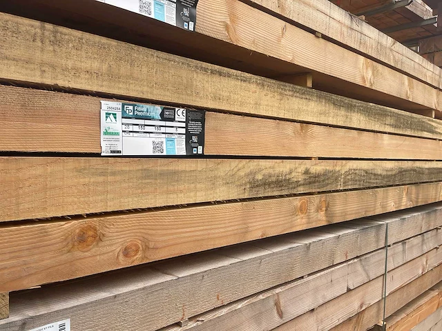 Douglas balken fijnbezaagd 5000x150x150mm (14x) - afbeelding 4 van  4