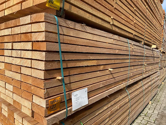 Douglas balken fijnbezaagd 5000x150x50mm (84x) - afbeelding 4 van  4