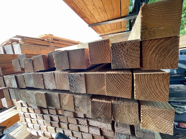 Douglas balken fijnbezaagd 5000x75x75mm (40x) - afbeelding 3 van  3
