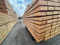 Douglas balken fijnbezaagd 50x150mm, lengte 400cm (42x) - afbeelding 2 van  3