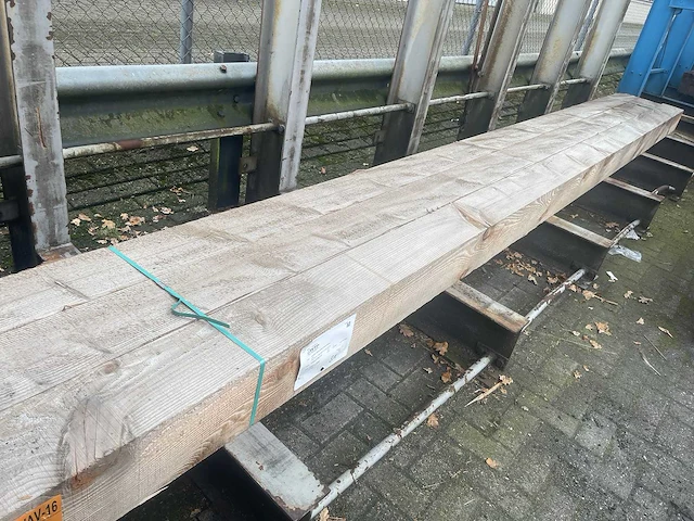 Douglas balken fijnbezaagd 6000x200x200mm (3x) - afbeelding 4 van  4