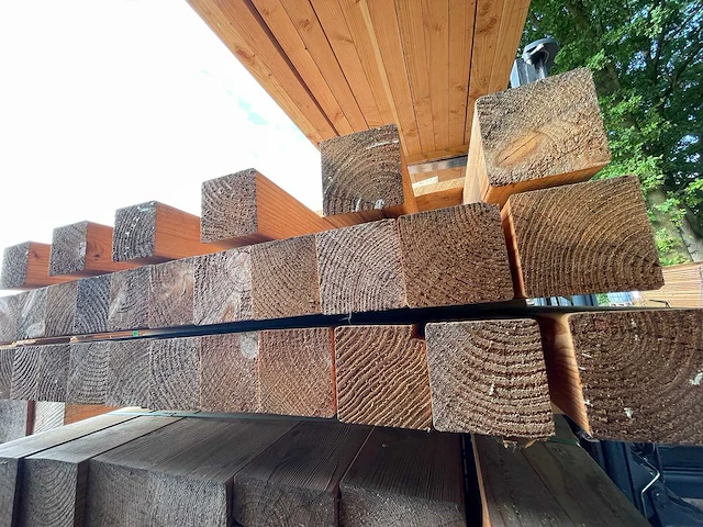 Douglas balken geschaafd 5000x90x90mm (28x) - afbeelding 3 van  3