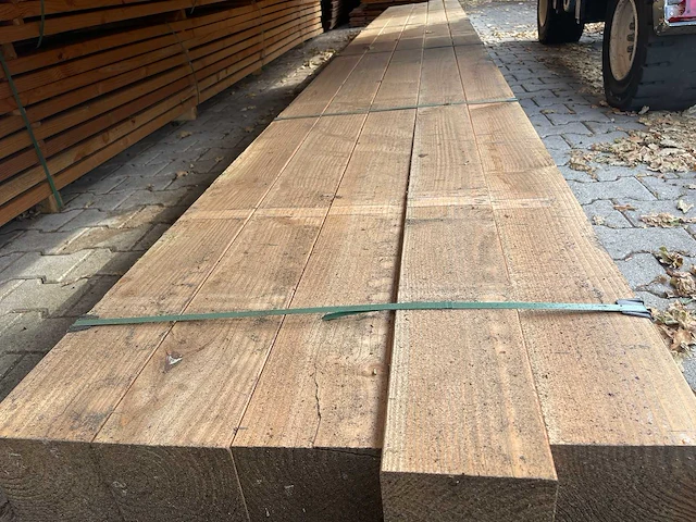 Douglas balken geschaafd 6000x140x140mm (5x) - afbeelding 1 van  3
