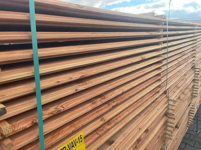 Douglas blokhutprofiel 5000x180x28mm (76x) - afbeelding 2 van  3