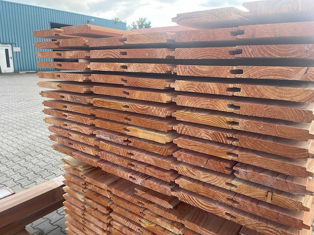Douglas blokhutprofiel 5000x180x28mm (76x) - afbeelding 3 van  3