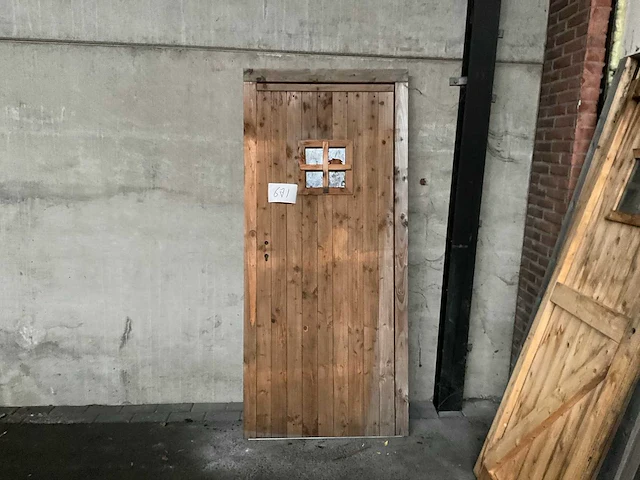 Douglas buitendeur in kozijn 200x76 cm - afbeelding 1 van  2