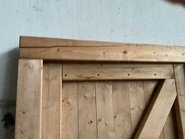 Douglas buitendeur in kozijn 200x95 cm - afbeelding 4 van  4