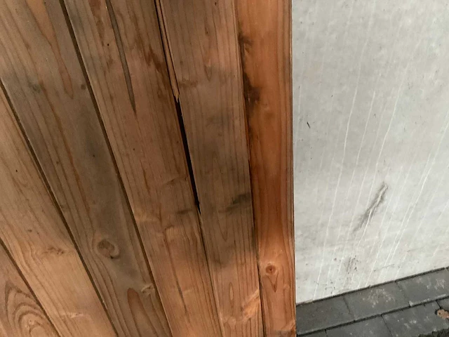 Douglas buitendeur in kozijn 215x110 cm - afbeelding 2 van  6