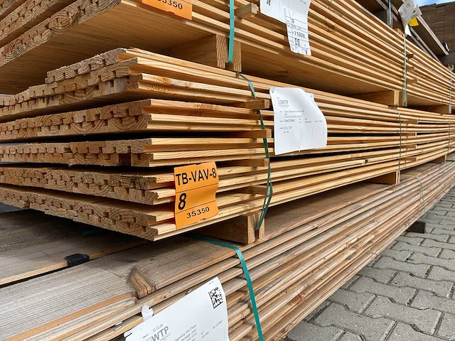 Douglas deens/triple/design 4000x142x22mm (84x) - afbeelding 4 van  4