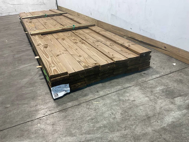 Douglas dekdeel eenzijdig geprofileerd 400x14,5x2,5 cm (43x) - afbeelding 3 van  6