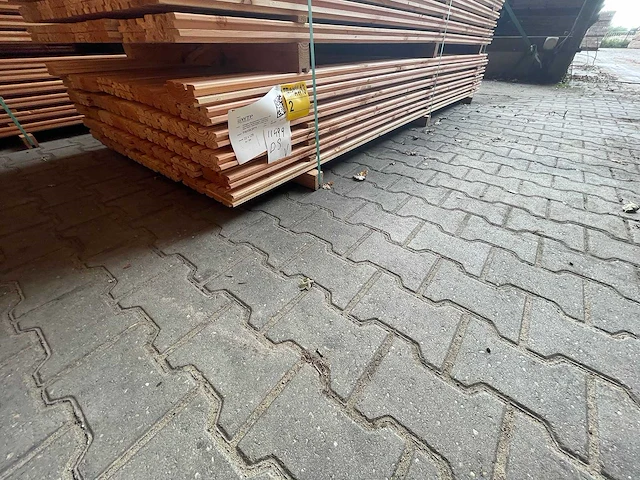 Douglas design- triple- deens profiel, 3000x142x22mm (84x) - afbeelding 4 van  4