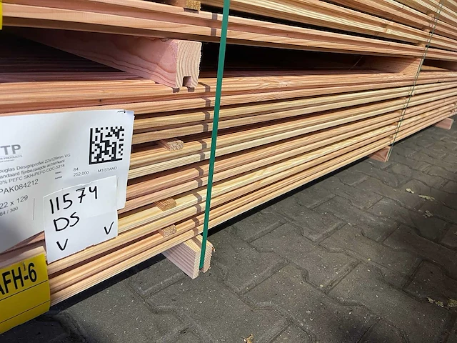 Douglas design- triple- deens profiel, 3000x142x22mm (84x) - afbeelding 4 van  4