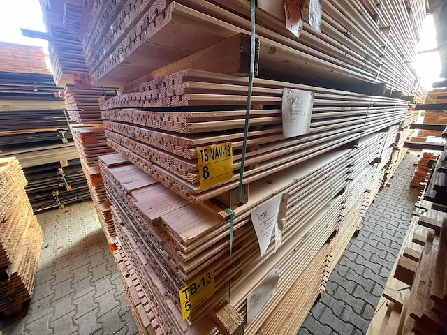 Douglas design- triple- deens profiel, 4000x142x22mm (84x) - afbeelding 4 van  4