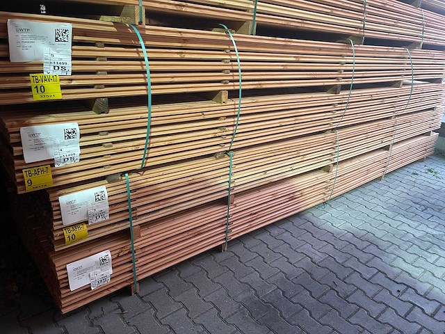 Douglas design- triple- deens profiel 5000x142x22mm (84x) - afbeelding 4 van  4