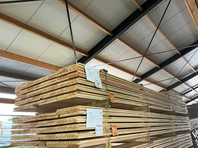 Douglas design tripple deens profiel 22x142mm, lengte 400cm (84x) - afbeelding 4 van  4