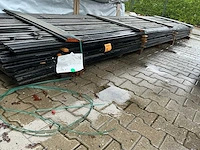 Douglas design tripple deens profiel zwart gespoten 22x142mm, lengte 500cm (70x) - afbeelding 3 van  3