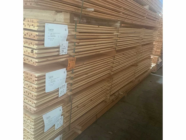 Douglas design/tripple/deens 22x142mm, lengte 400cm (168x) - afbeelding 4 van  4