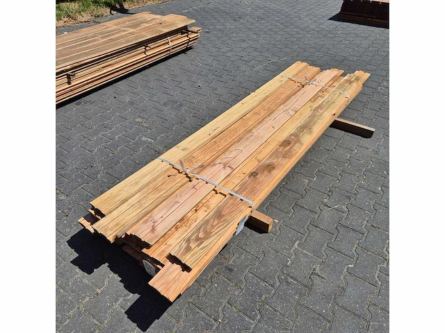 Douglas dubbel rhombus (2550-2950x140x28mm) (26x) - afbeelding 4 van  5