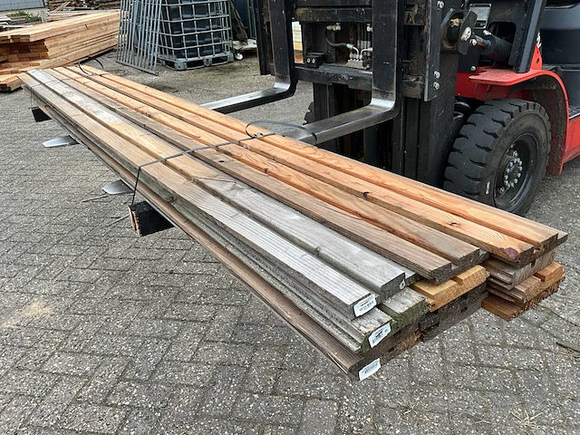 Douglas dubbel rhombusprofiel 300x14,5x2,8 cm (12x) - afbeelding 6 van  7