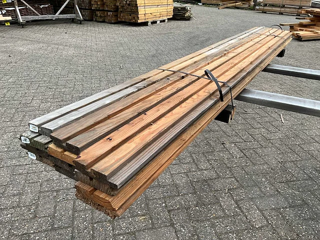 Douglas dubbel rhombusprofiel 300x14,5x2,8 cm (12x) - afbeelding 7 van  7