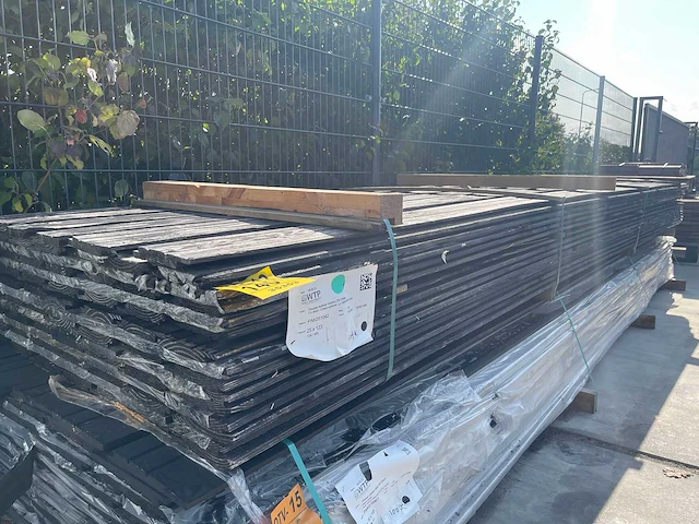 Douglas dubbele rhombus profiel 4000x140x25mm (104x) - afbeelding 2 van  3