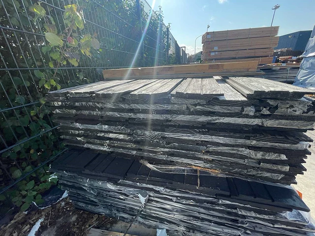Douglas dubbele rhombus profiel 4000x140x25mm (104x) - afbeelding 3 van  3