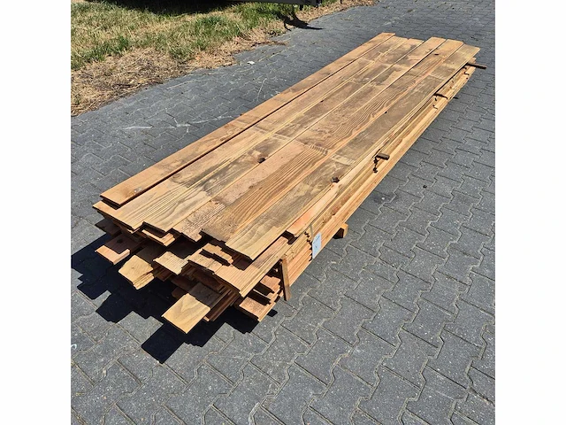 Douglas halfhouts rabat (3000-3500x140x18mm) (82x) - afbeelding 1 van  5