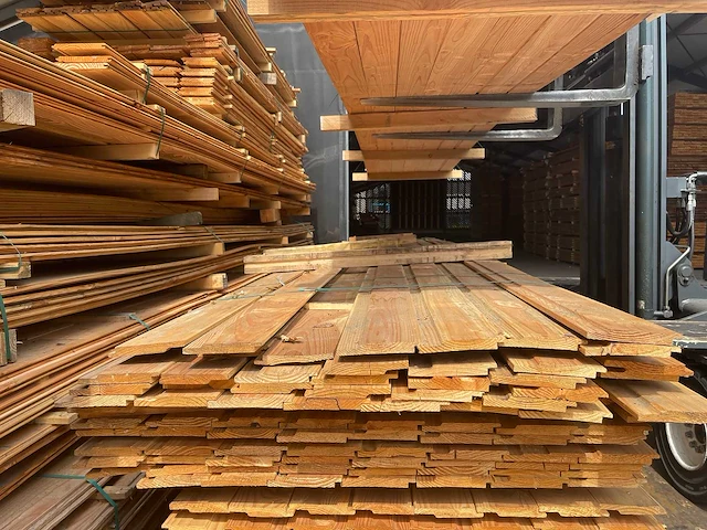 Douglas halfhoutsrabat 5000x130x18mm (111x) - afbeelding 3 van  3